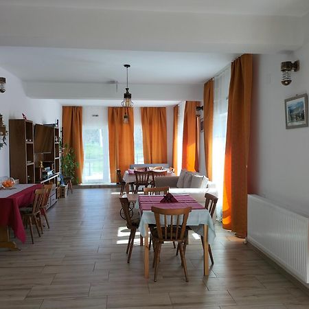 Conacul Doamnei Nucsoara Hotell Exteriör bild